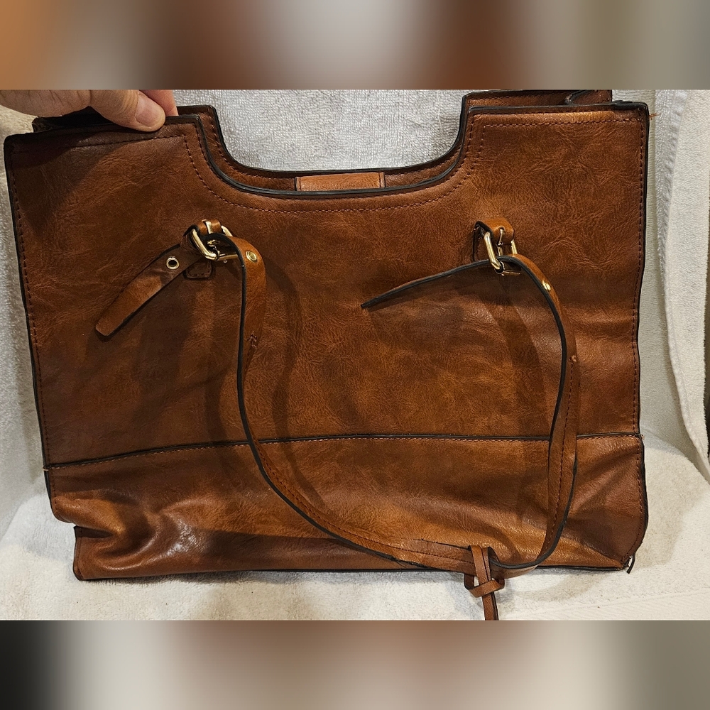 BUENO PURSE